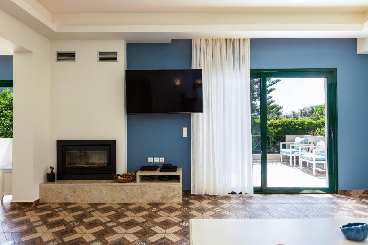 Alonia Villa, Refined Living With 50M2 Private Pool, By Thinkvilla Melidhónion 외부 사진