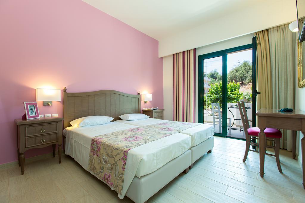 Alonia Villa, Refined Living With 50M2 Private Pool, By Thinkvilla Melidhónion 객실 사진